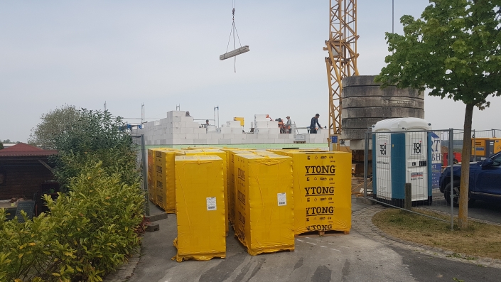 Kran Arbeiten vor Ort